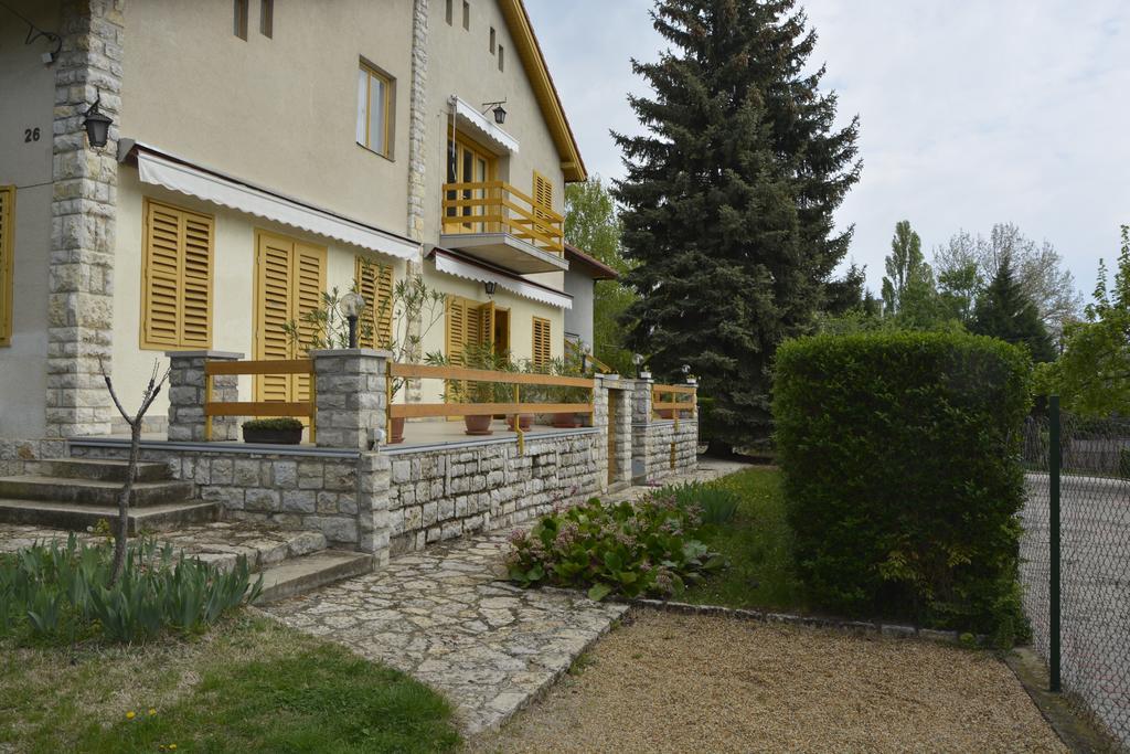Soos Apartman Balatonfüred Eksteriør bilde